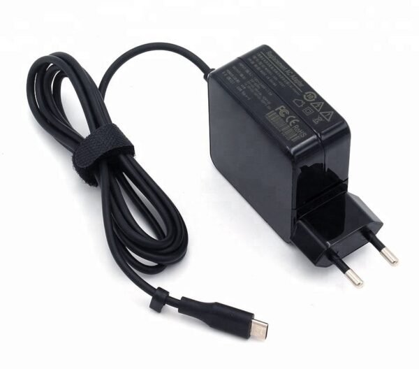 Type C 45W Universal Adapter in Nairobi Kenya. - Image 2