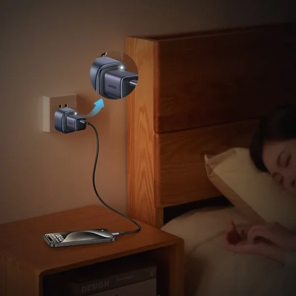 UGREEN UK Pin to Universal Adapter | S510 - 25328 - Image 2