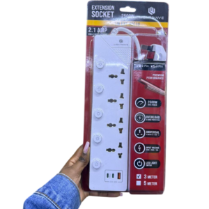 LightWave 4 Way Power Extension With Overload protection, Universal sockets, 2 USB Ports, 1 USB-C Port, 2500w max power LW EXT 42C1U- 3 Metres